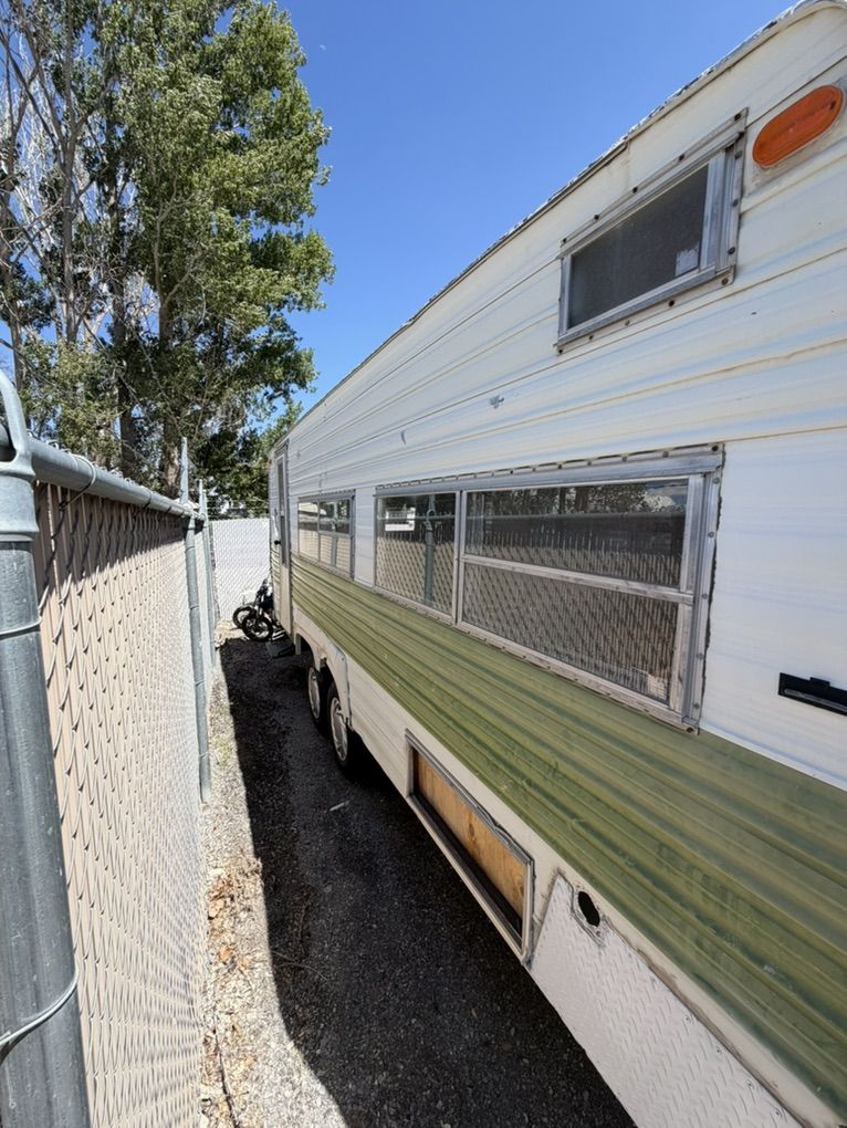 Main image 11