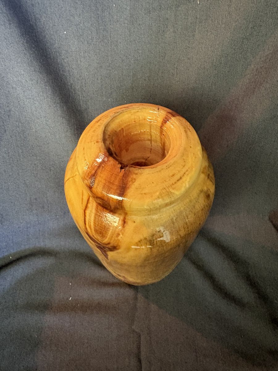 Main image 6