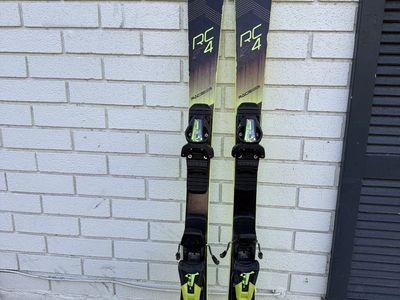 Fischer RC4 SL Race Skis – 125 cm w/ Bindings – Great Youth Carving Ski