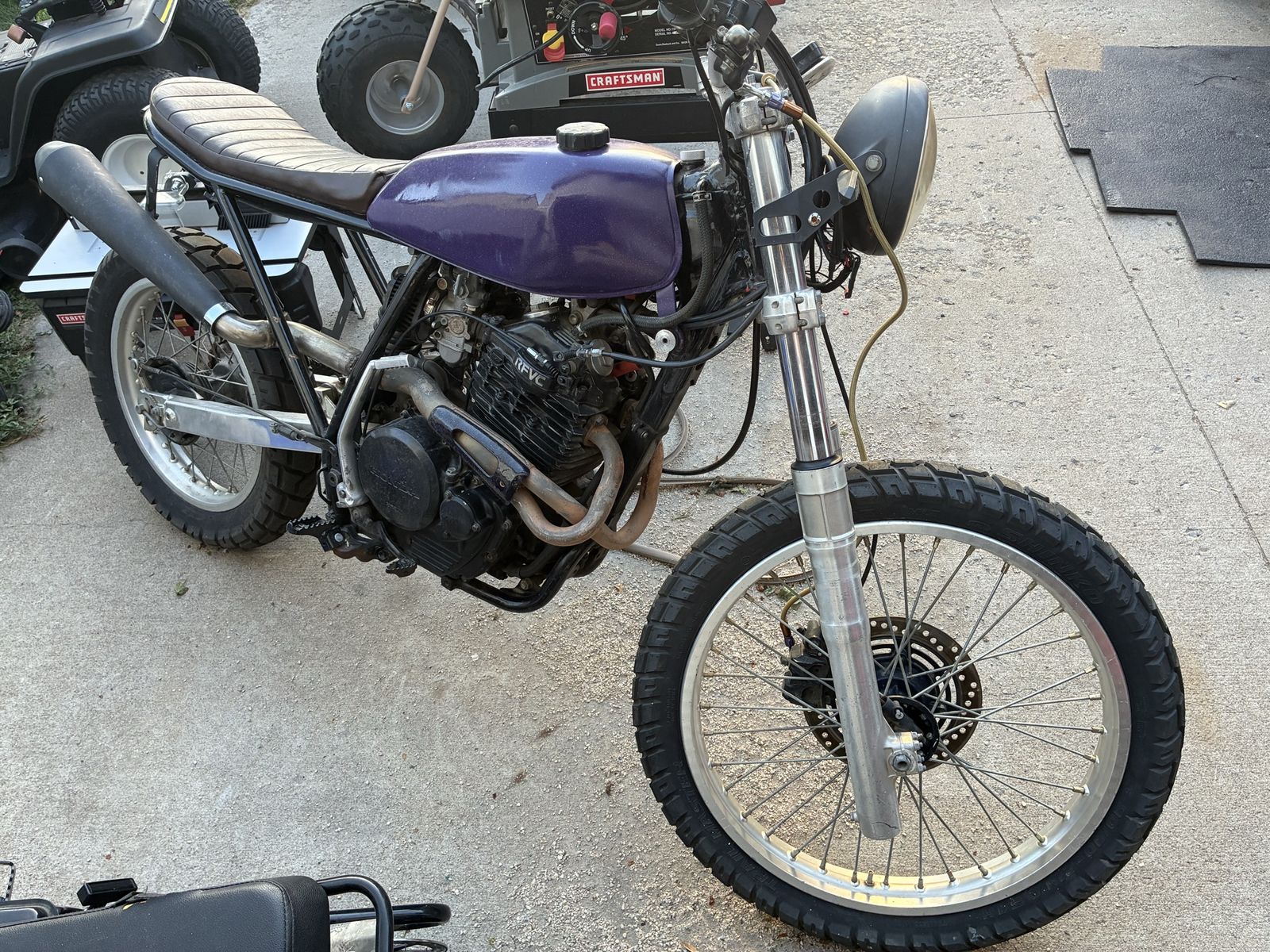 Honda XR600R cafe racer