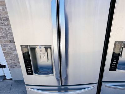 $650 OBO GOOD FRIDGE LG STAINLESS STEEL