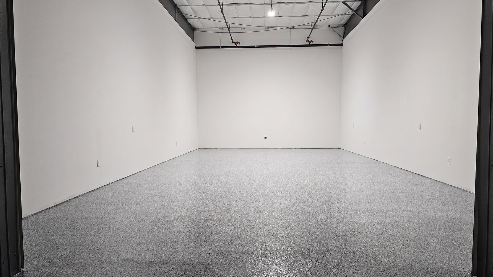 Storage Garage - RV Toy Condo for Rent at Washington Utah 