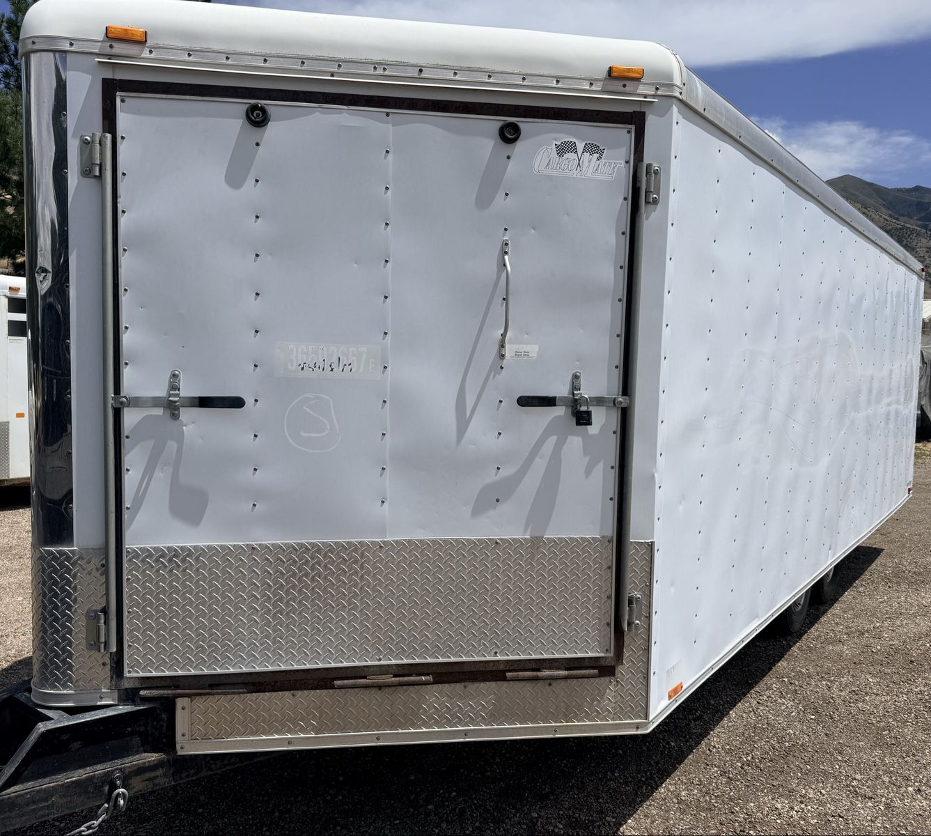 28ft enclosed trailer