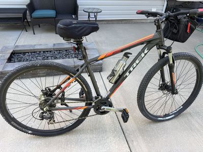 Trek mountain bike Marlin 5