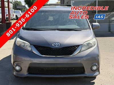 2011 Toyota Sienna SE 8-Passenger