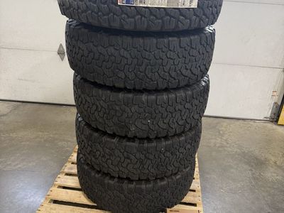 Set of 5 New BFGoodrich All-Terrain T/A KO2 Tires LT285/75R16 load E with Lug Kit