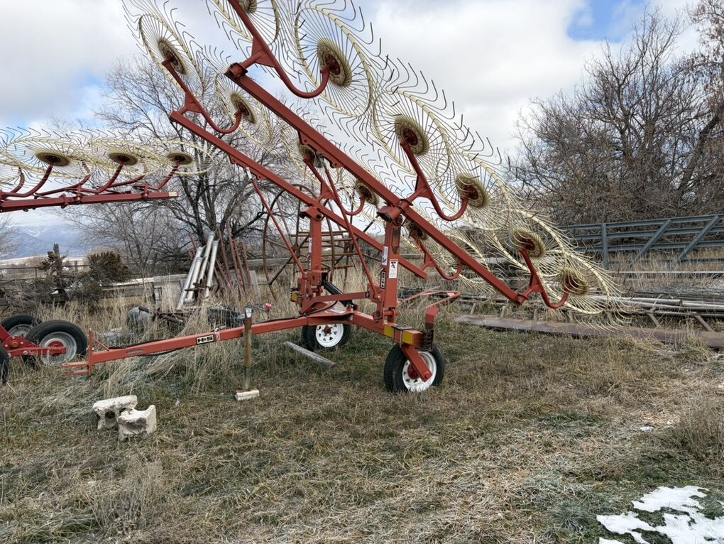 H&S Hayrake