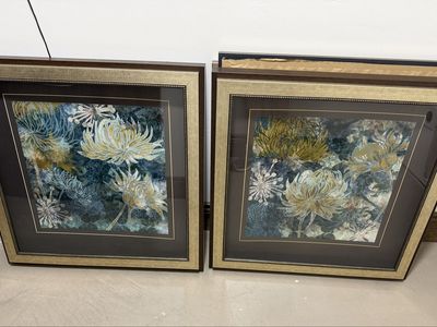 Set of 2 Framed Floral Art Prints in Brown and Gold