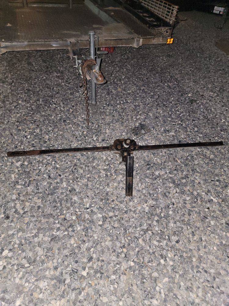 equalizer hitch and brackets