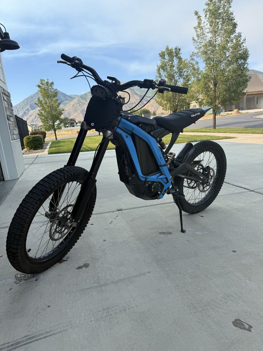 Sur-Ron Electric Dirt Bike - Blue Frame with Custom Guts Seat