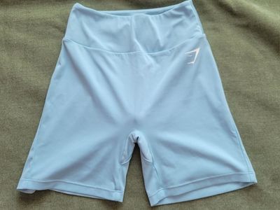Gymshark Women's Light Blue Ruched Back Athletic Biker Shorts Size Small