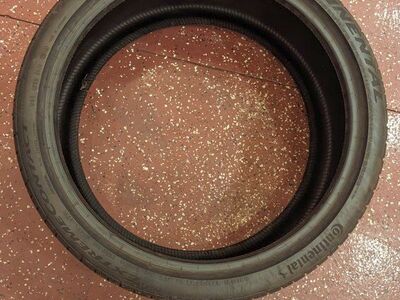 275/30 R20 Corvette Tire