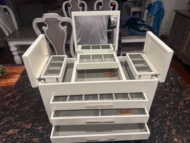 BRAND NEW - POTTERY BARN ULTIMATE JEWELERY BOX