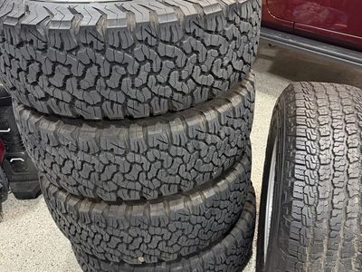 5 Jeep OEM Wheels + Tires