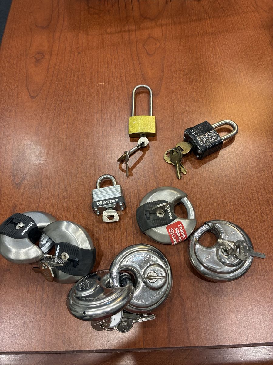 Master Lock Assorted Padlocks - Lot of 6+ Standard Locks with Keys - Used Condition - Storage