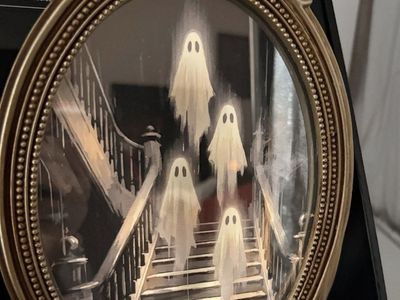 New Martha Stewart Halloween LED Lighted Ghost Mirror staircase