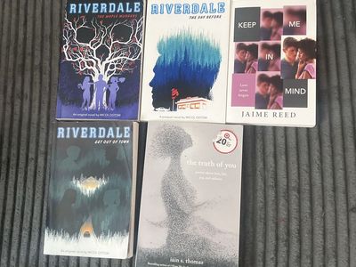 Lot of 5 YA Fiction and Poetry Paperback Books Riverdale Keep Me In Mind