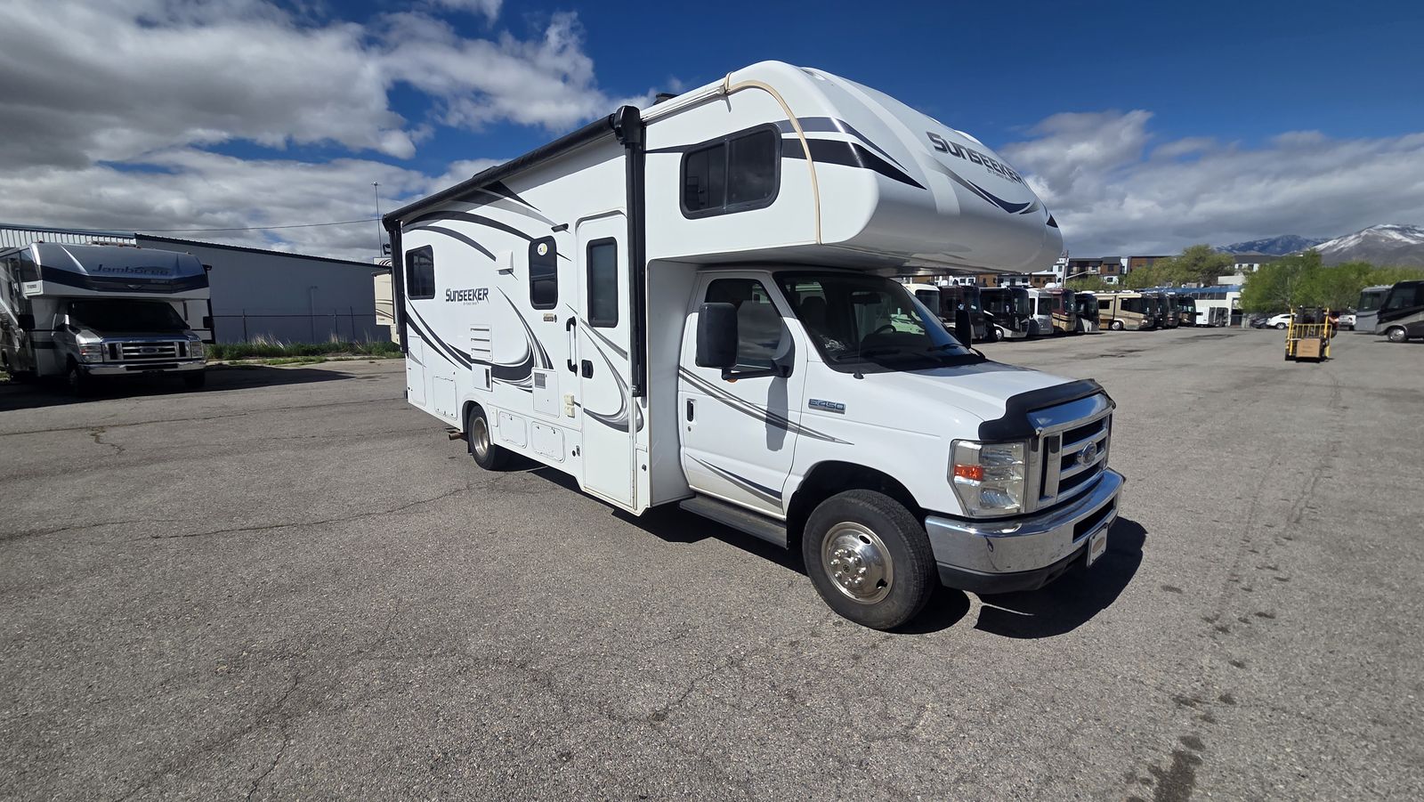 2018 Forest River Sunseeker 2500TS