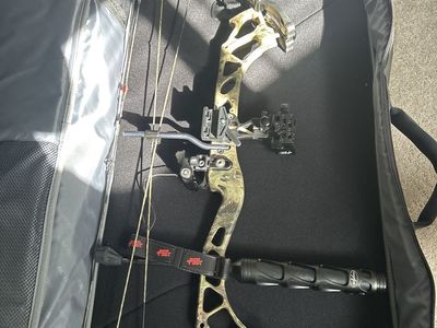 PSE drive 3B compound bow
