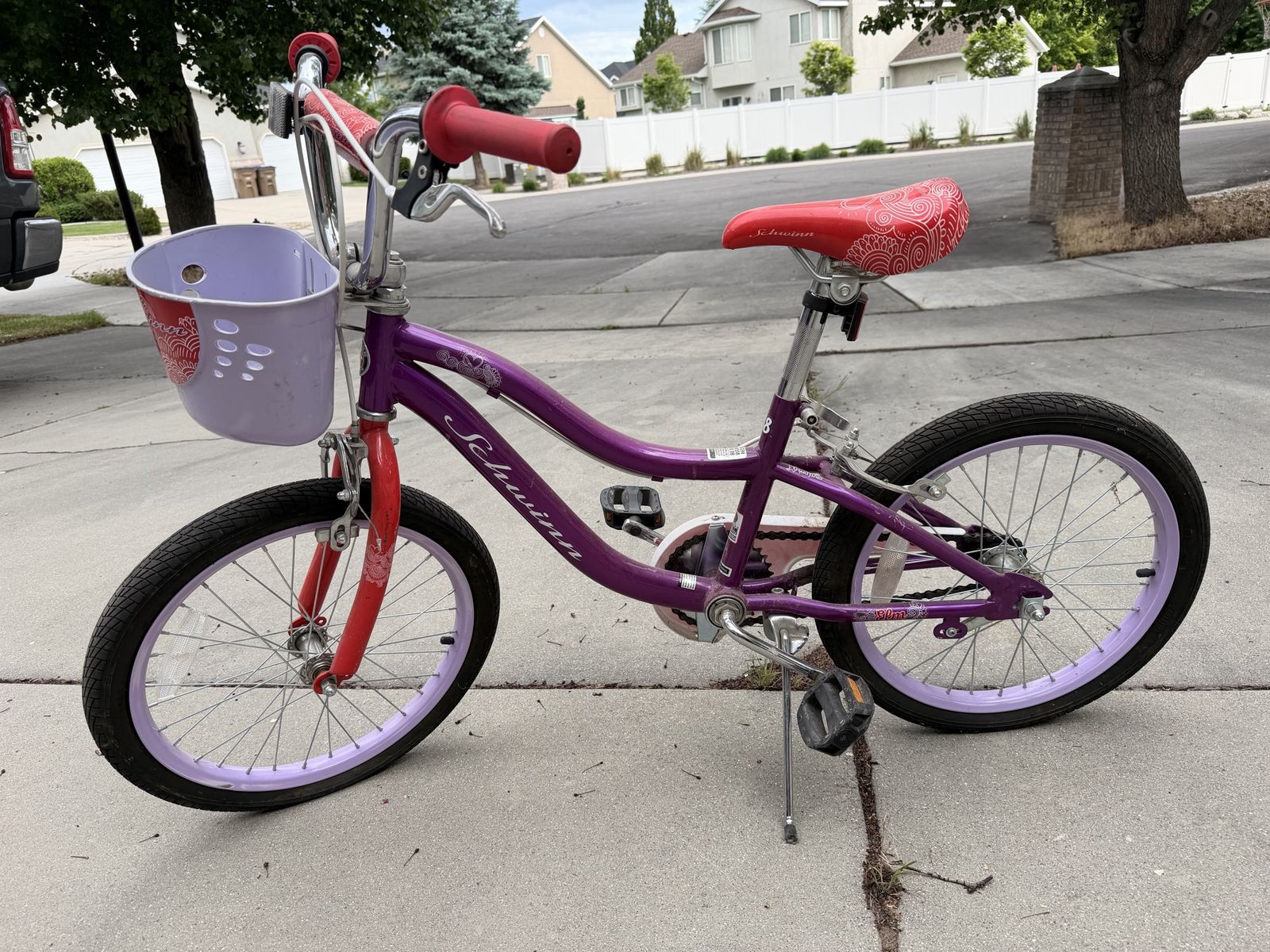 Schwinn Girls' 18" Bike Purple/Red w/ Basket & Kickstand - Great Condition