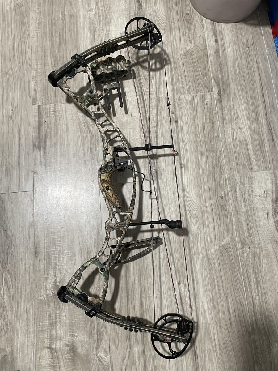 Hoyt Alpha Max