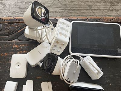 Vivint Smart Home Security System Bundle