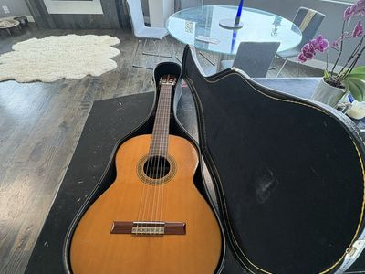 Maya C123 vintage guitar