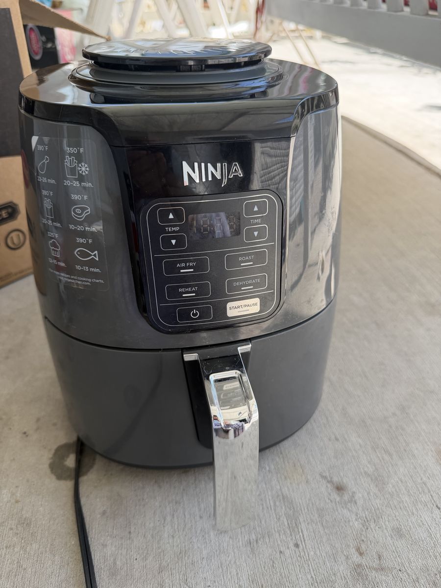 Ninja 4-Quart Air Fryer Black AF101