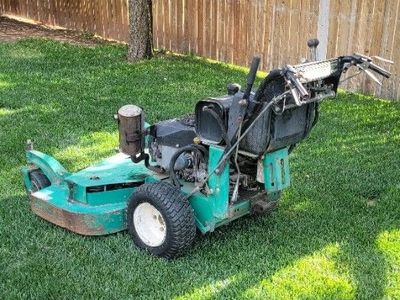 LESSCO 42” COMMERCIAL MOWER – RUNS GREAT
