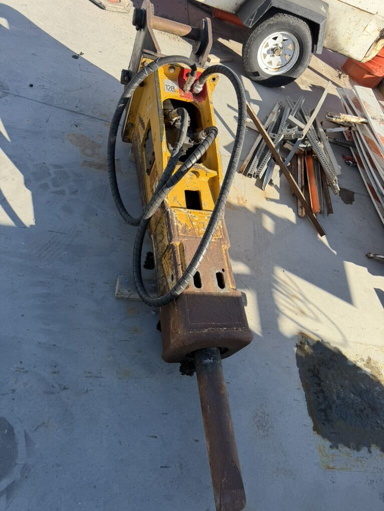 2022 Indeco FP3000 Hammer Breaker