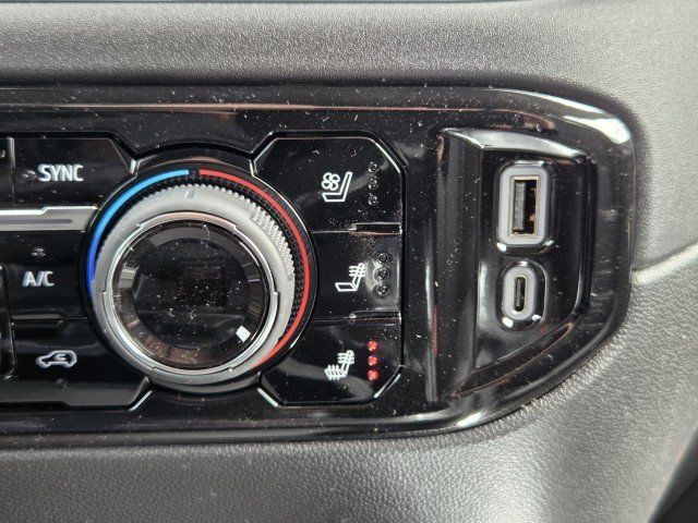 Main image 37