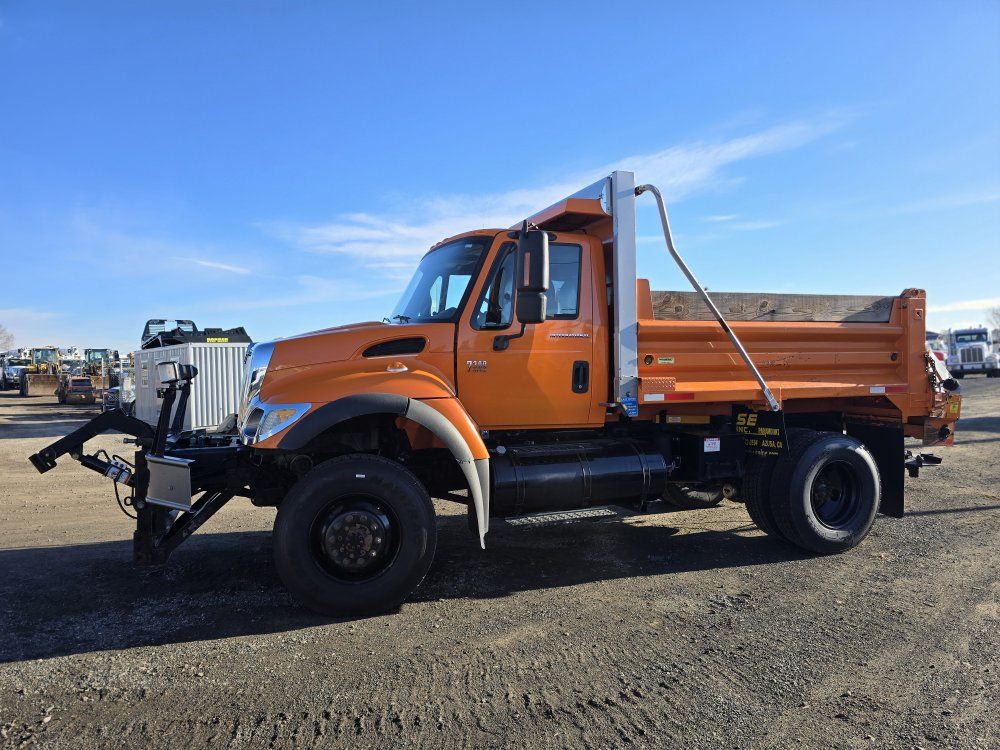 2005 Intl 4wd Snow Plow Dump Truck 29k Miles