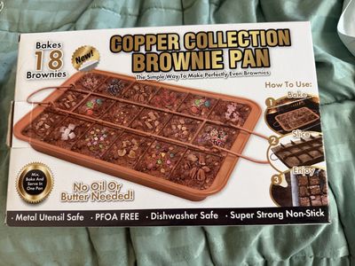 Copper Collection Brownie Pan - Bakes 18 Even Brownies Non-Stick