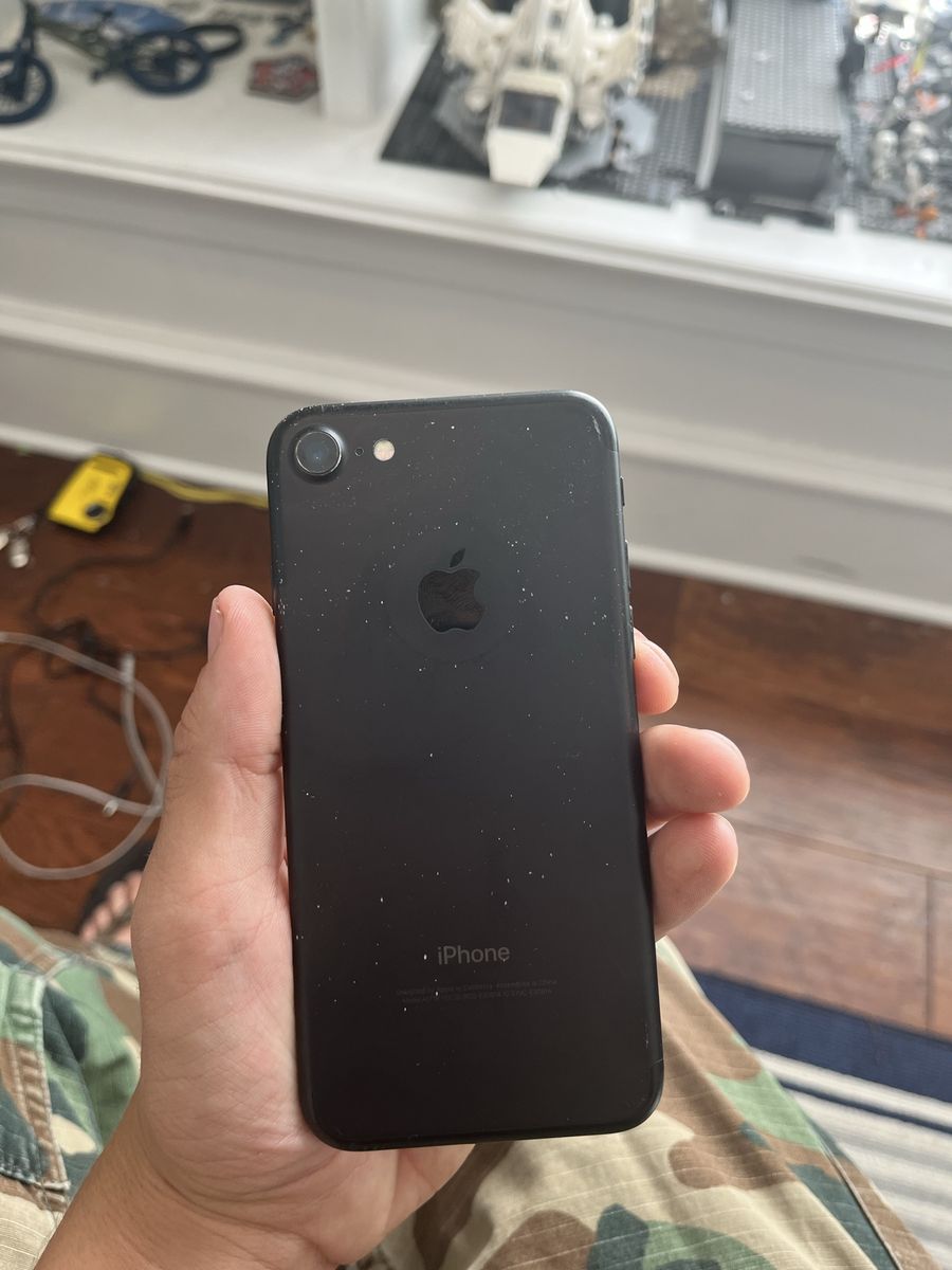 Apple iPhone 7