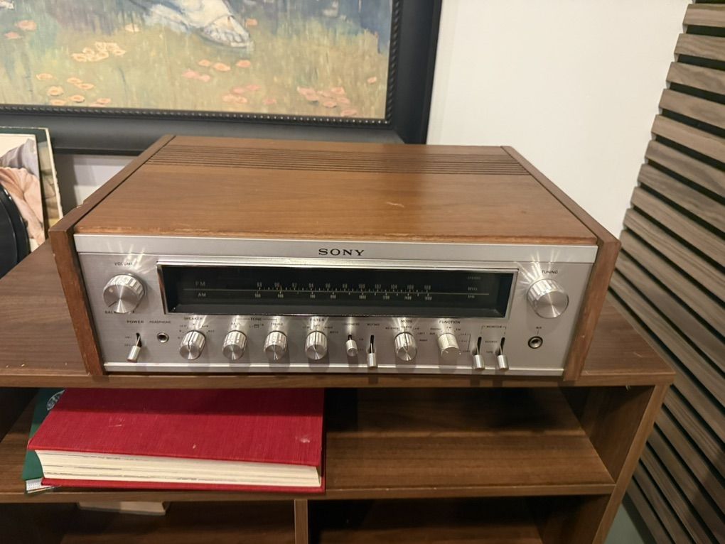 Vintage Sony STR 7055 Receiver