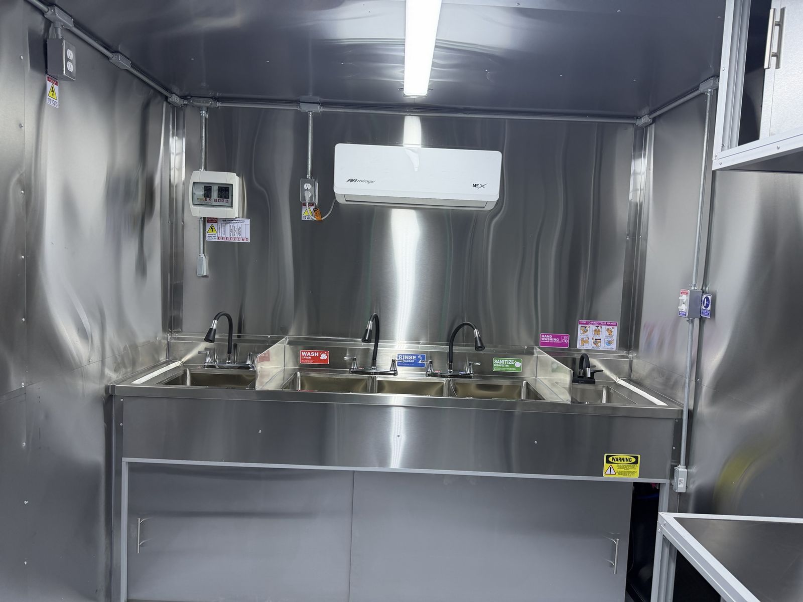 Main image 5