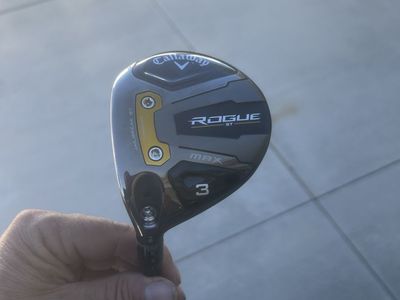 Callaway Rogue 3-Wood with real nice Headcover