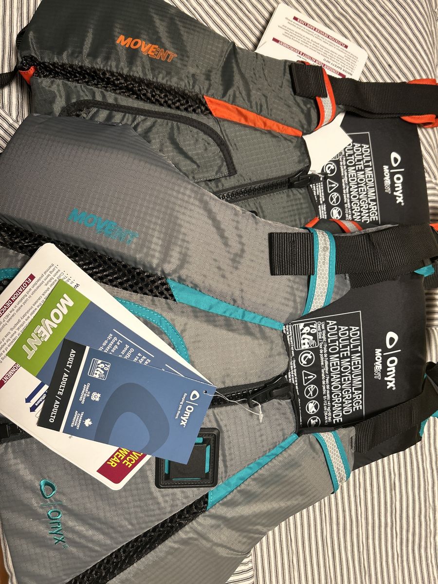 Onyx Movent Adult Medium/Large Kayak/Paddle Vest Life Jackets (Pair) - Gray/Teal/Orange