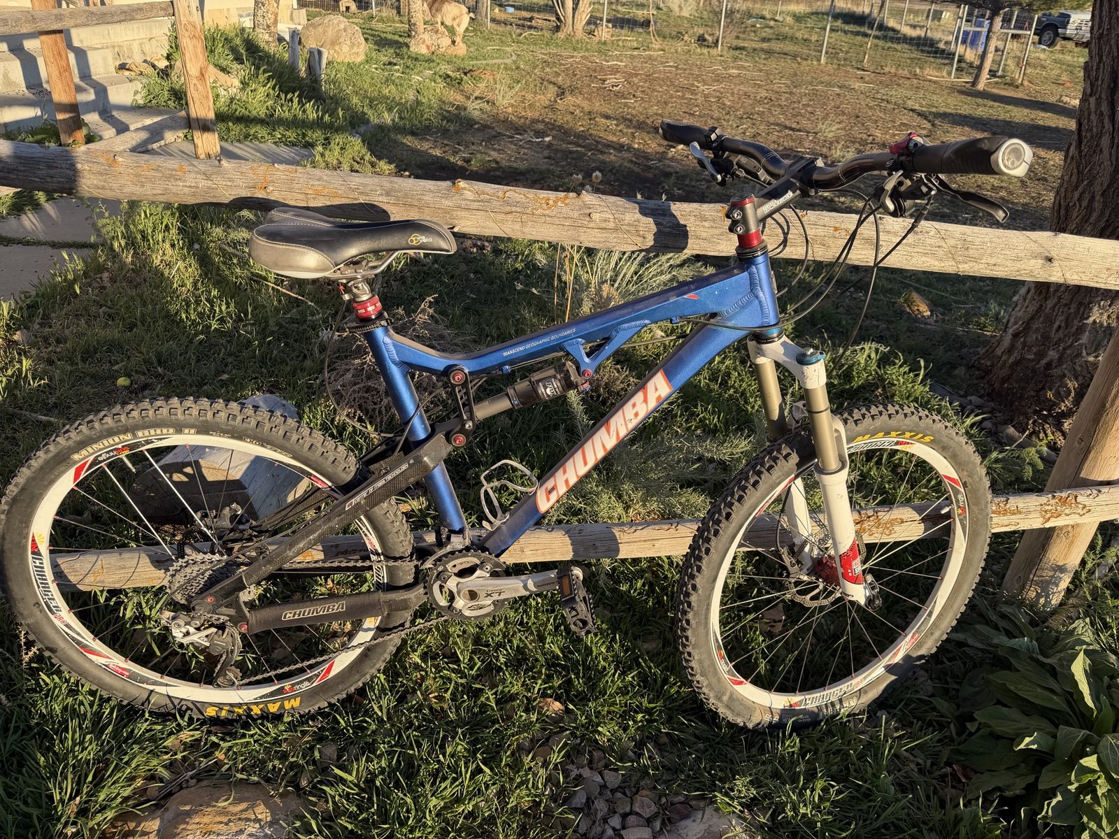 Chumba mountain bike - full suspension