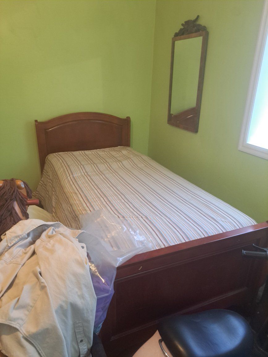 Kids twin sized bed