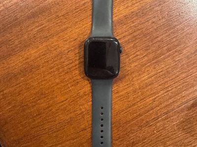 Apple Watch 9 45mm GPS Perfect Condition