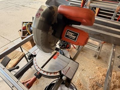 Compound Miter Saw 10