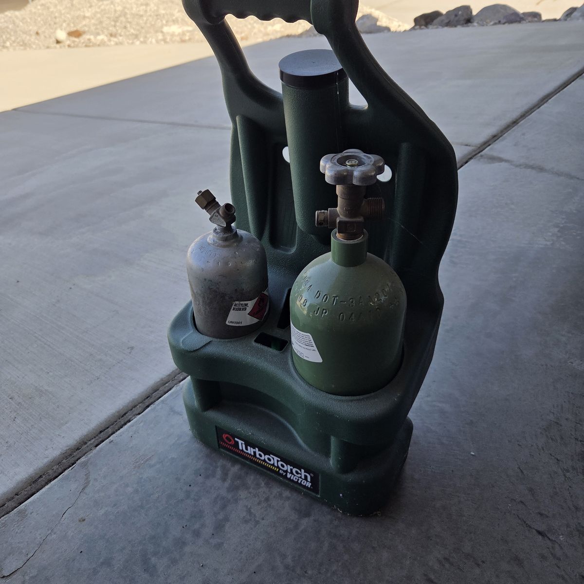 Mini oxy acetylene bottles