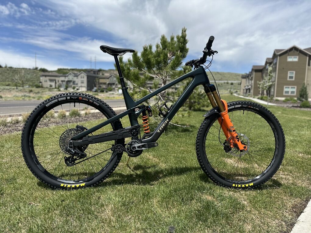 2024 Trek Slash Gen 6 XL