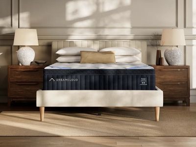 The DreamCloud Premier Rest, Full, Like New, Perfect Condition