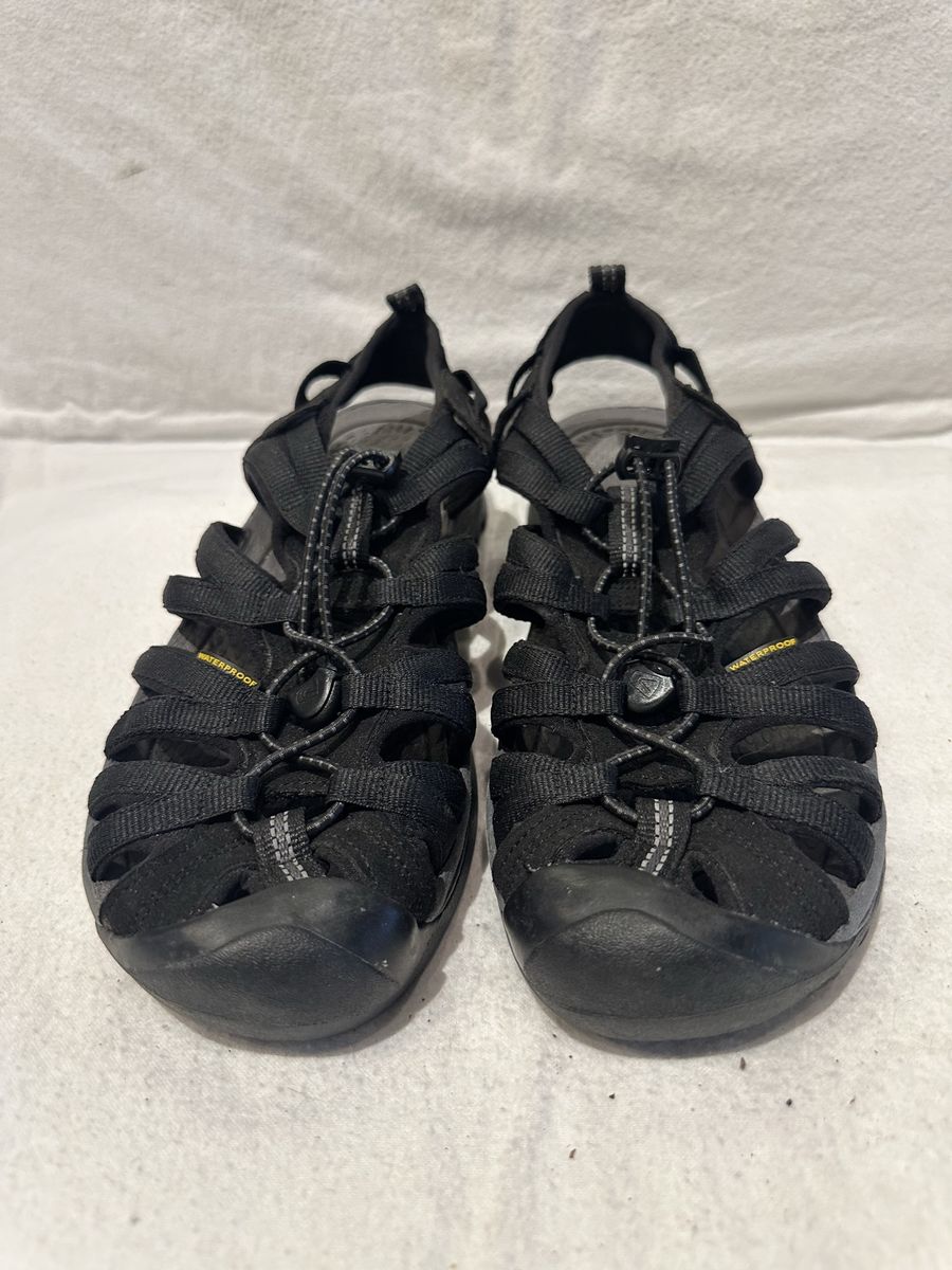 Keen women’s size 10, or men’s 8.5 black, barely used slim style waterproof, hiking sandals