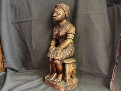 Vintage Hand-Carved African Seated Woman Sculpture – Solid Hardwood $80 cash/venmo in Draper