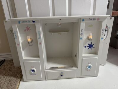 American Girl Retired Murphy Bed