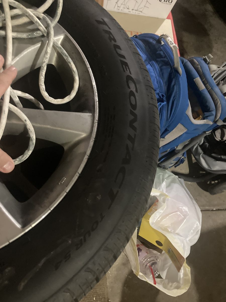 225/60R17 CONTINENTAL TRUECONTACT TOUR 54