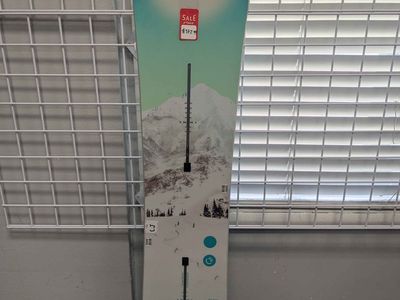 Burton Feelgood Flying V 146cm Snowboard - Used (2026)